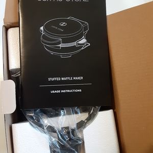 Curtis Stone stuffed waffle maker